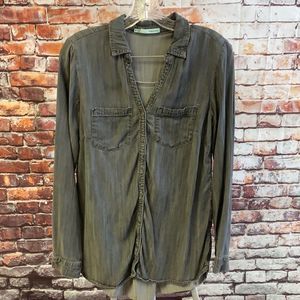 Maurices gray button down